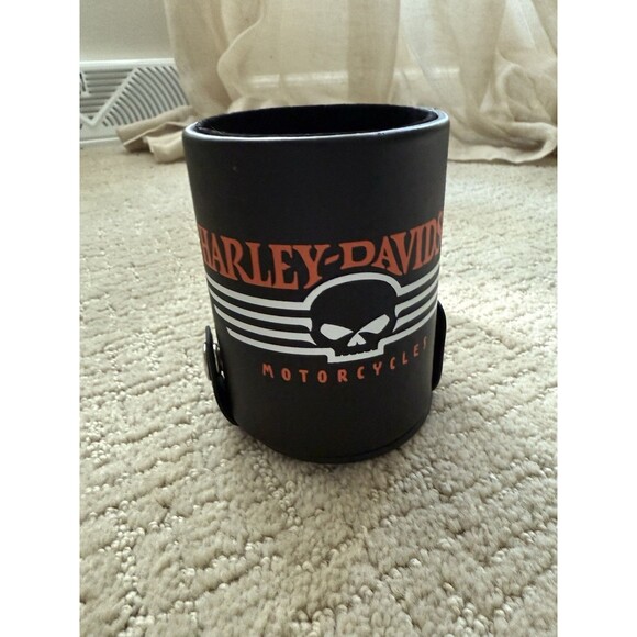 Harley Davidson Dice Cup & Dice “Willie G Skull” Harley Logo Collectible - Picture 1 of 5